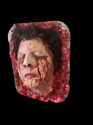 Realistic horror prop body or severed head by Scare Designz