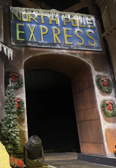 Hollywood Christmas, Movie Park DE by Scare Designz (photo 2)