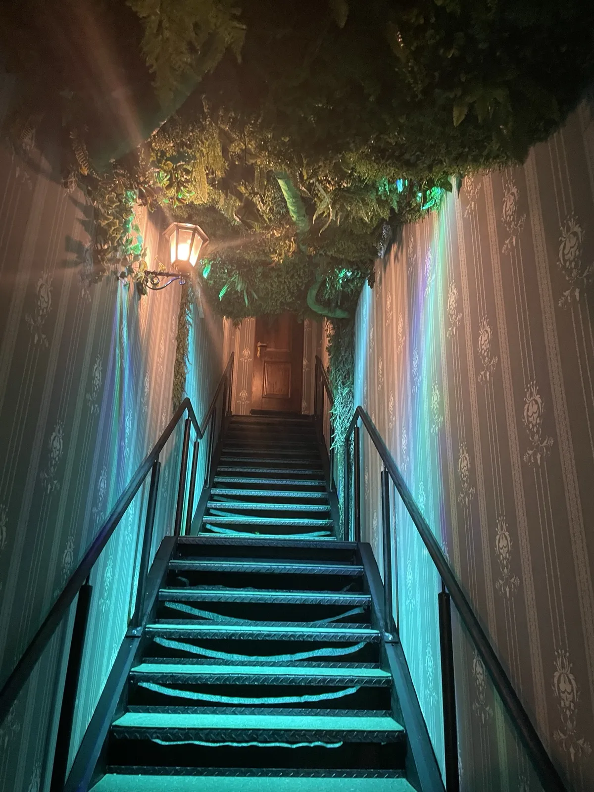 Eden Manor Entrance, Europa-Park Traumatica by Scare Designz (photo 2)