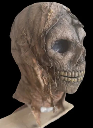 Custom horror mask by Scare Designz