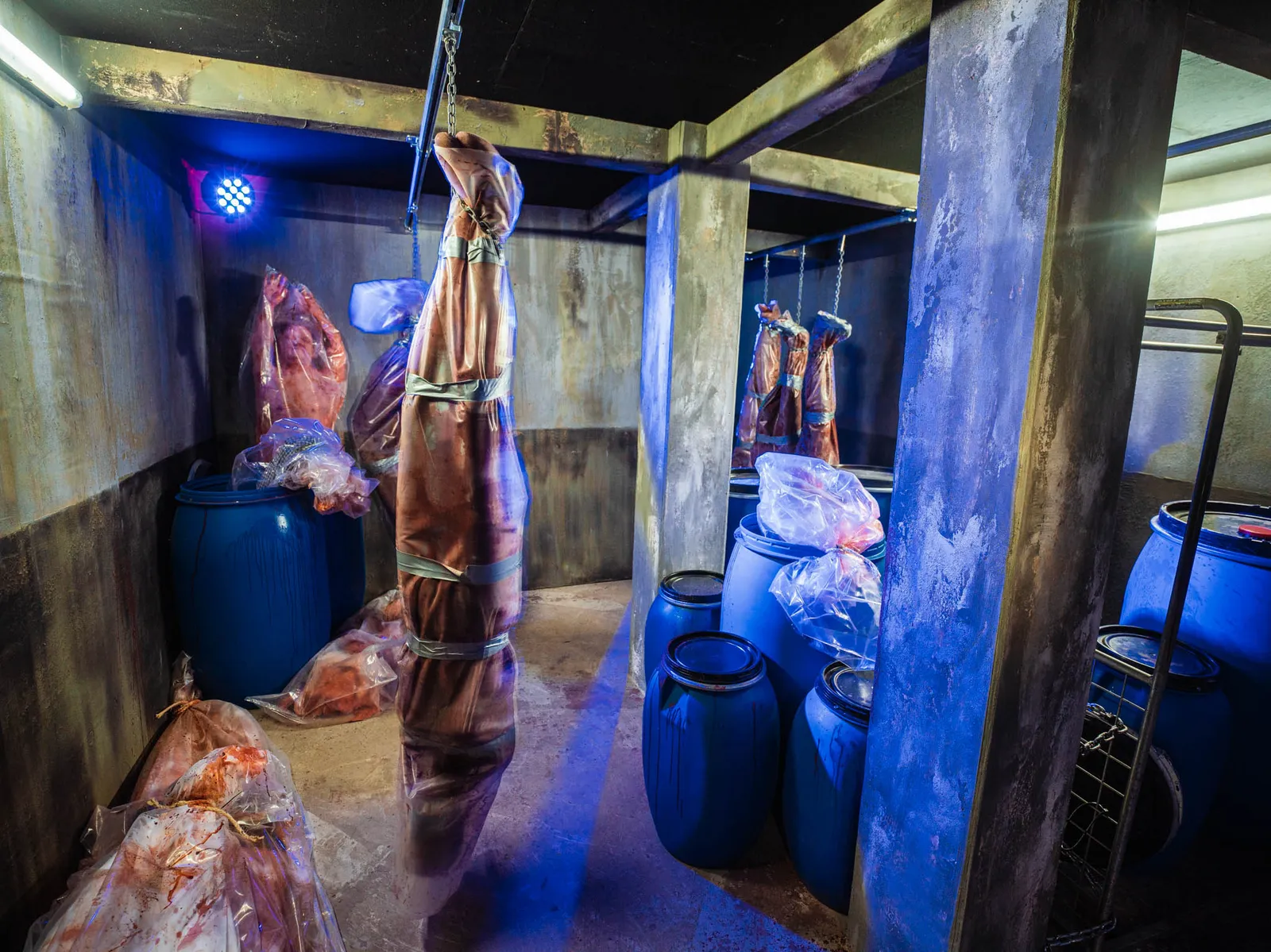 Horror prop and theming work by Scare Designz