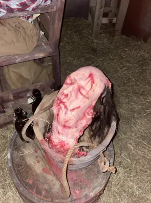 Realistic horror prop body or severed head by Scare Designz