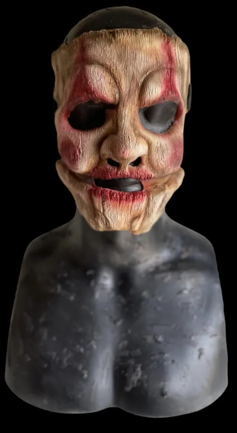 Custom horror mask by Scare Designz