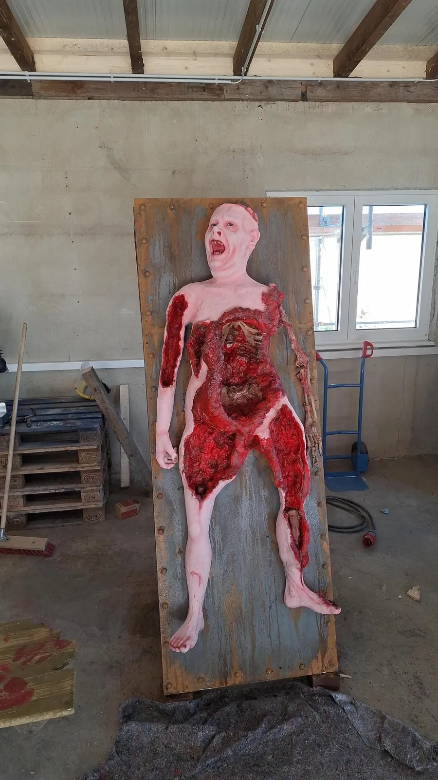 Operation Game Prop, Europa-Park Traumatica by Scare Designz (photo 2)