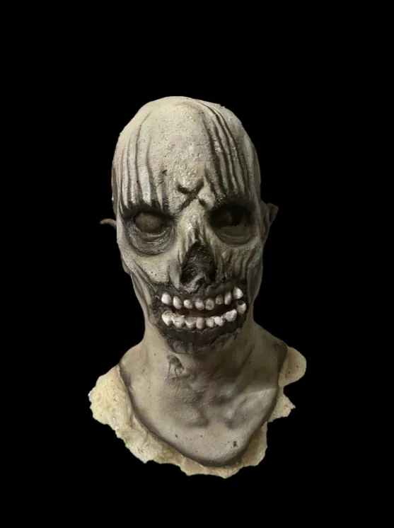 Custom horror mask by Scare Designz