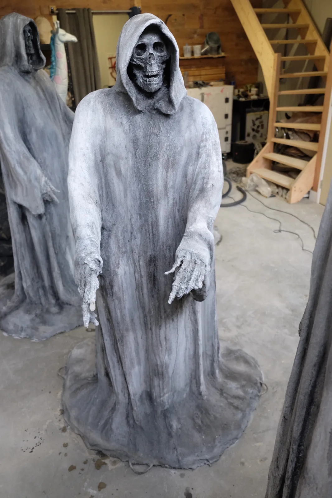 Tusenfryd Ghost Statues by Scare Designz (photo 3)