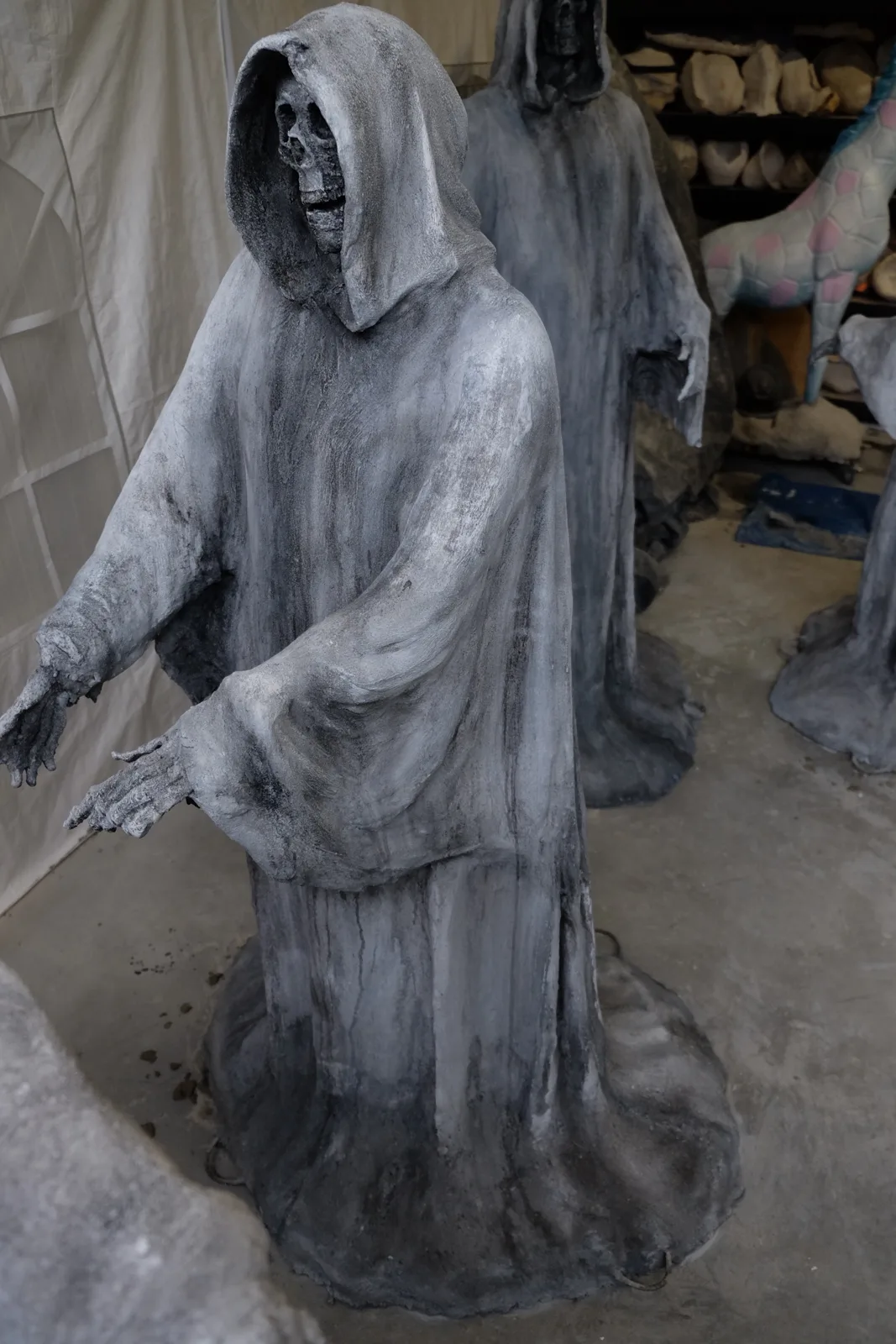 Tusenfryd Ghost Statues by Scare Designz (photo 4)