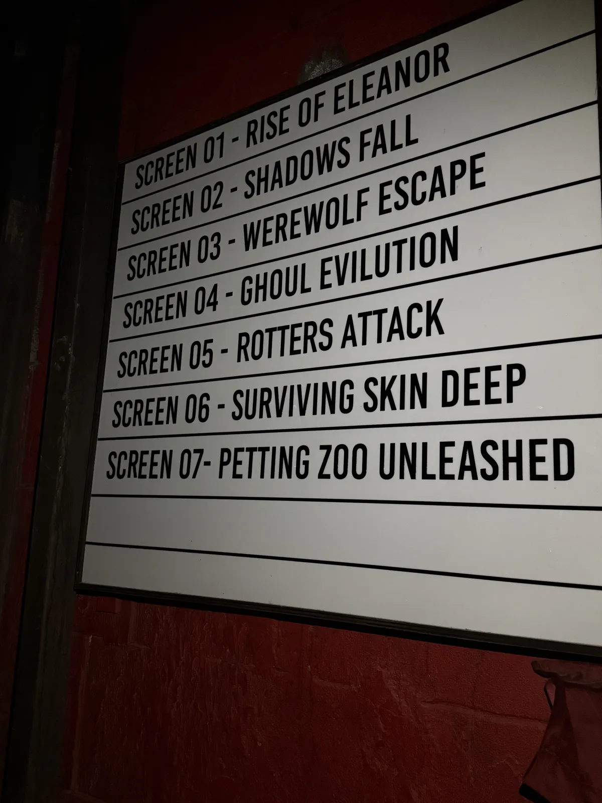 Cinema Macabre, Europa-Park Traumatica by Scare Designz (photo 4)